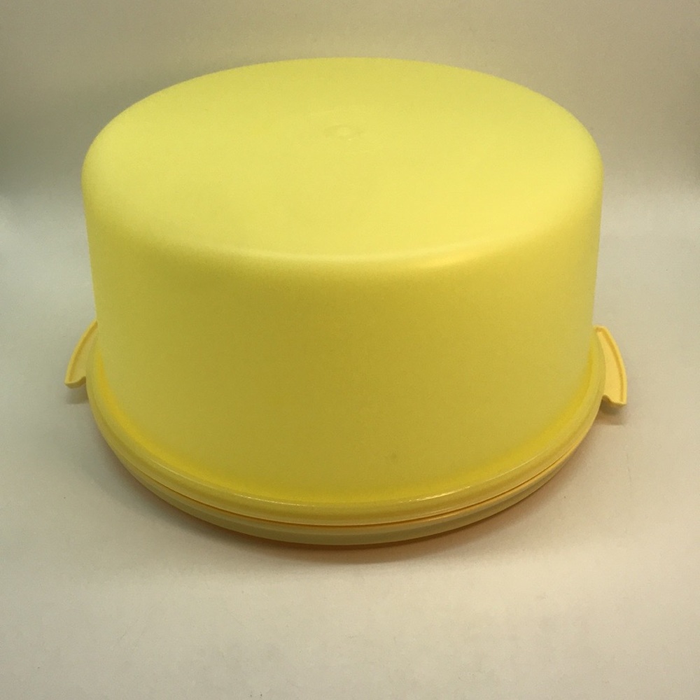 Tupperware Maxi Cake Round Container - Picture 11 of 11